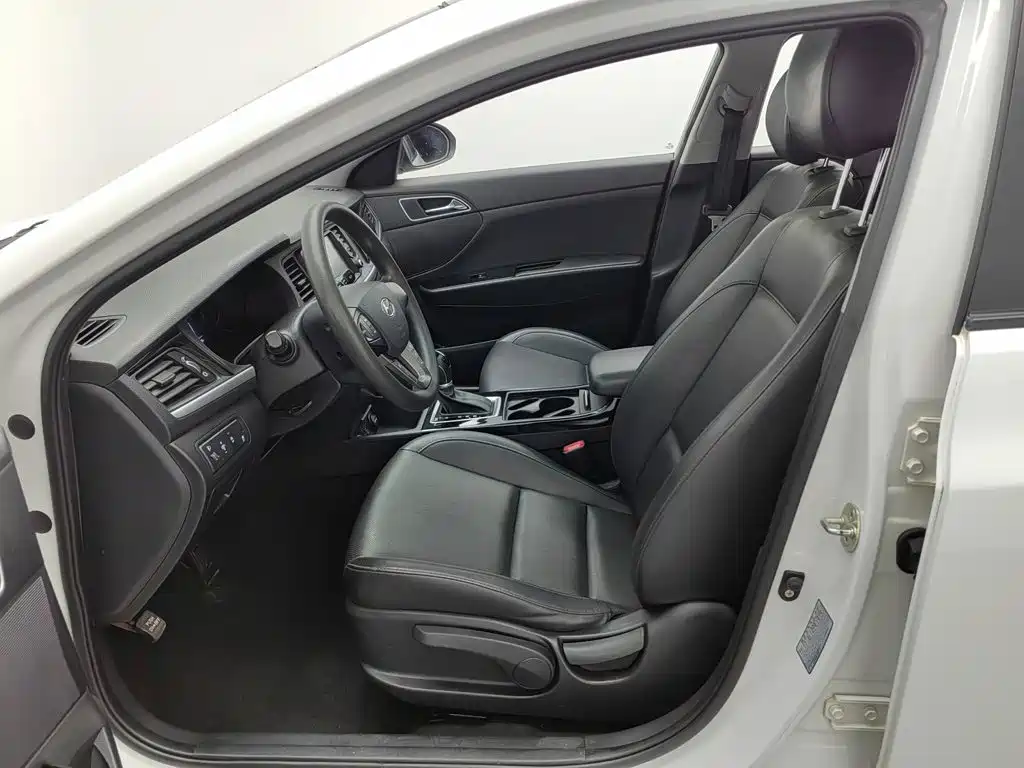 Hyundai Mistra 2018 — фото 10