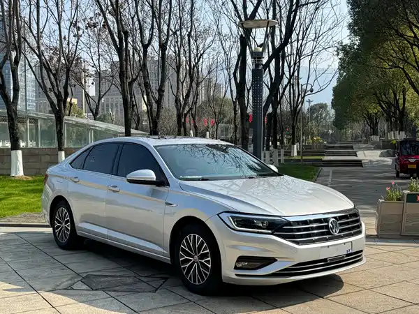 Volkswagen Sagitar 2021