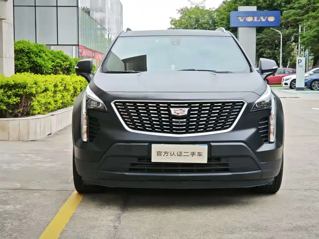 Cadillac XT4 2021 — фото 2