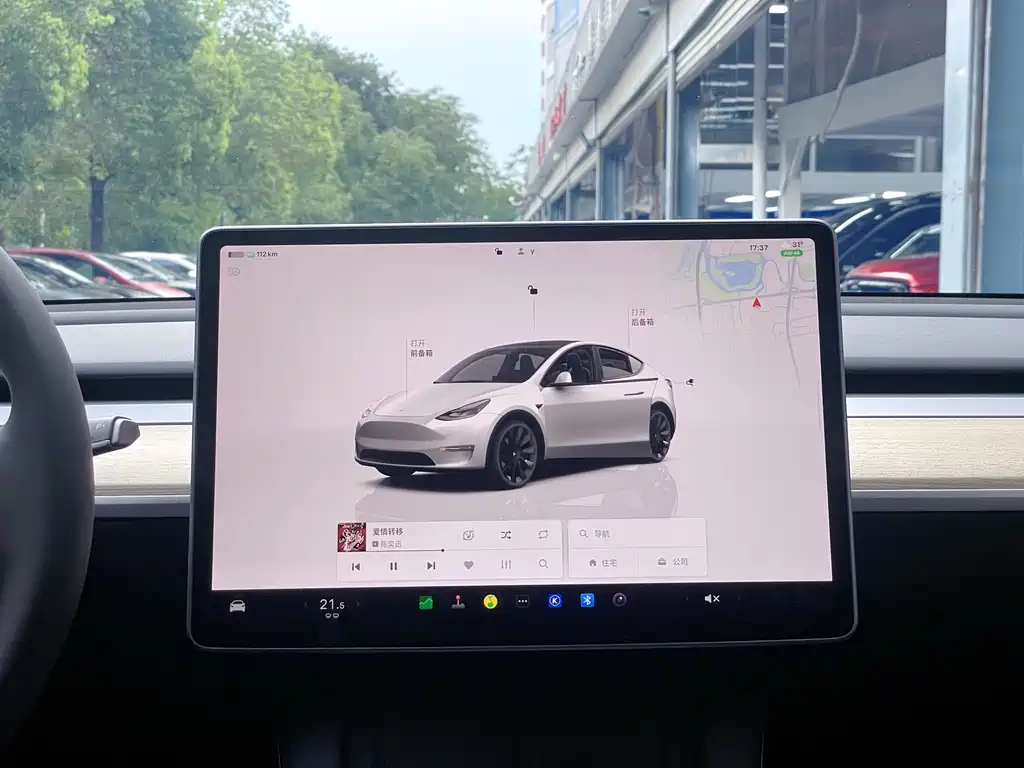 Tesla Model Y 2023 — фото 12