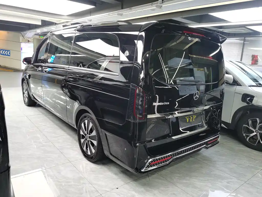 Mercedes-Benz Vito 2022 — фото 13