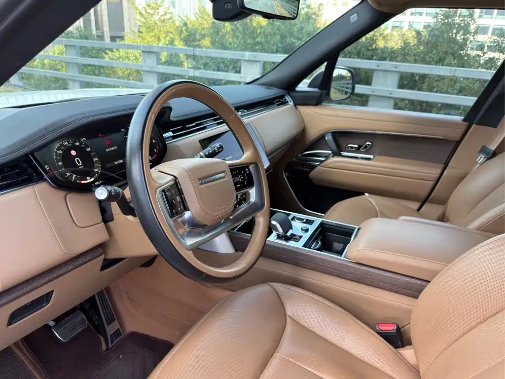Land Rover Range Rover 2022 — фото 10