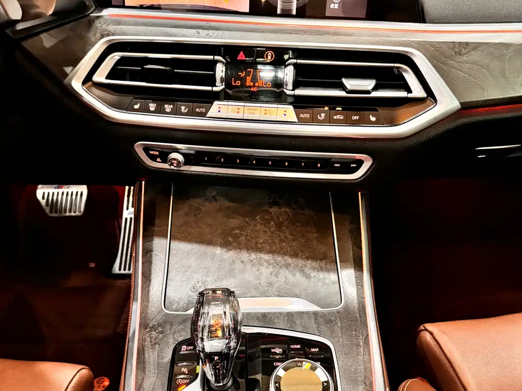 BMW X5 2019 — фото 19