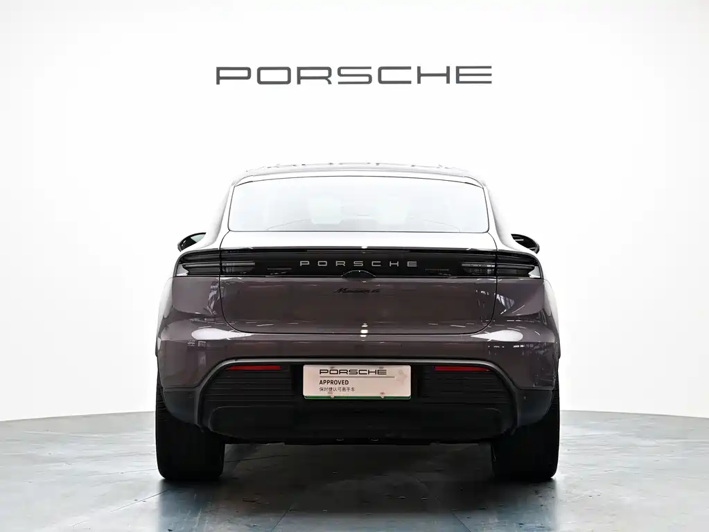 Porsche Macan EV 2025 — фото 15
