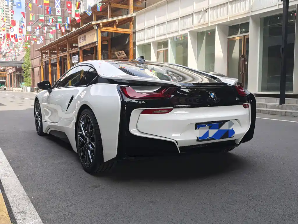BMW i8 2017