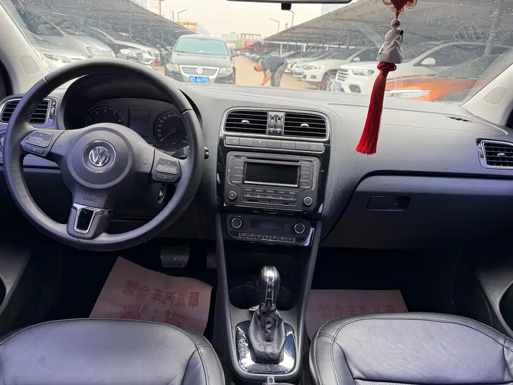 Volkswagen Polo 2013