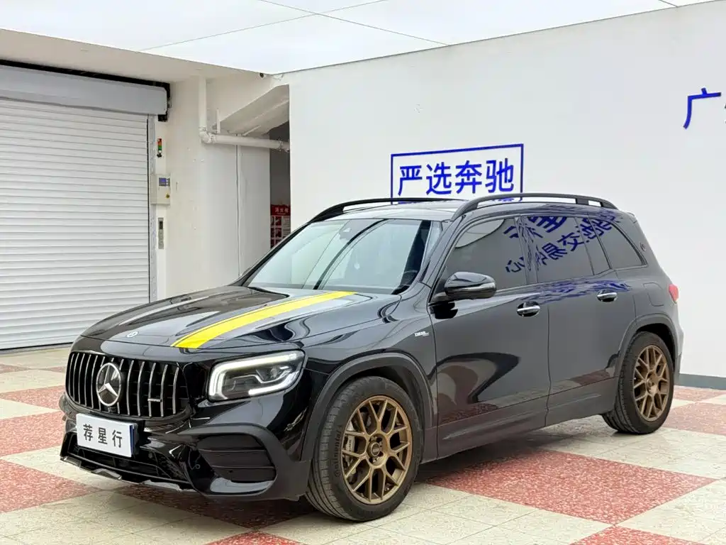 Mercedes-Benz GLB AMG 2022 — фото 4