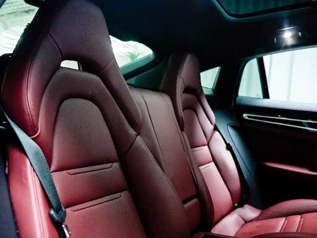 Porsche Panamera 2018 — фото 14