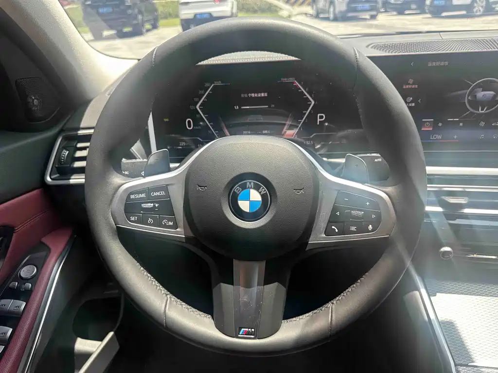 BMW 3 Series 2023 — фото 10