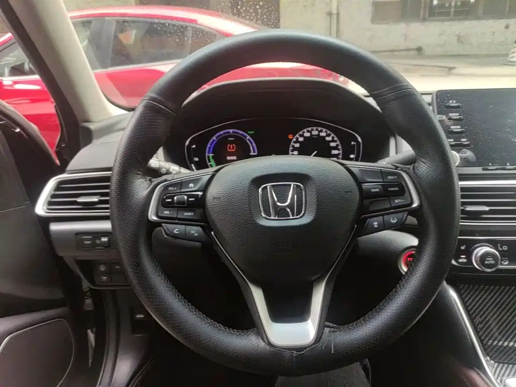Honda Inspire 2020 — фото 11