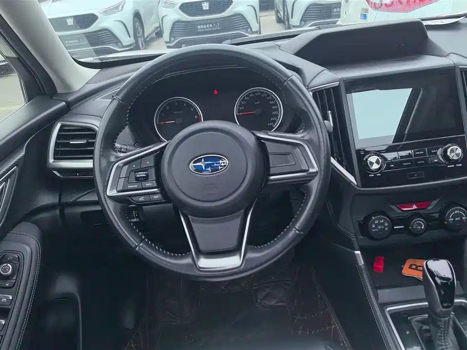 Subaru Forester 2019 — фото 15