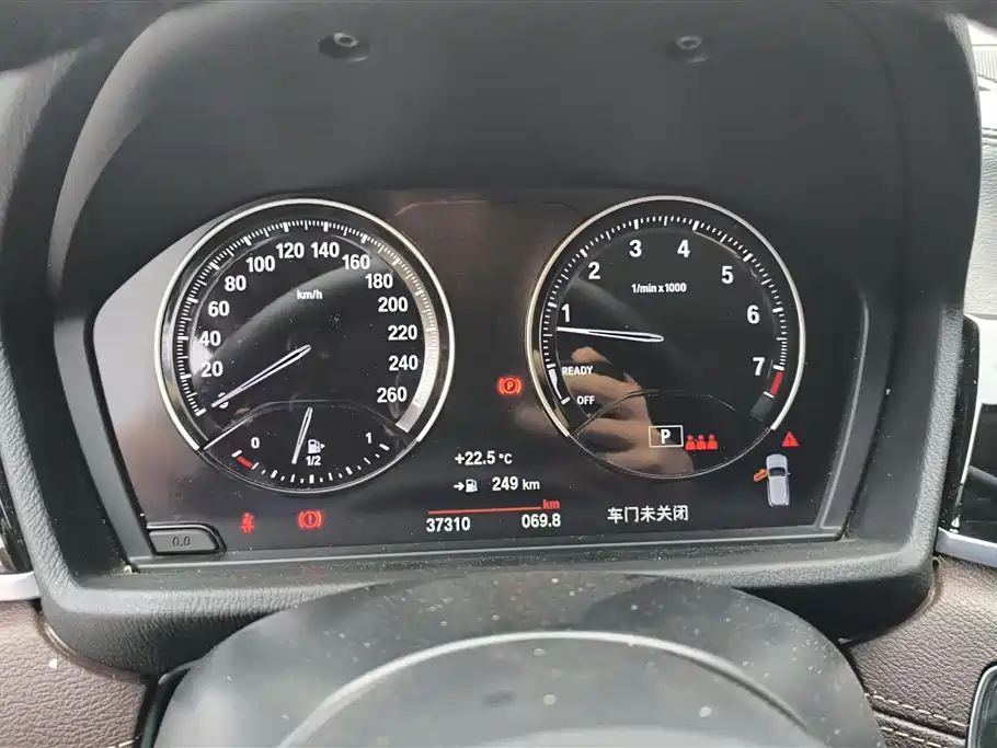 BMW X2 2022 — фото 14