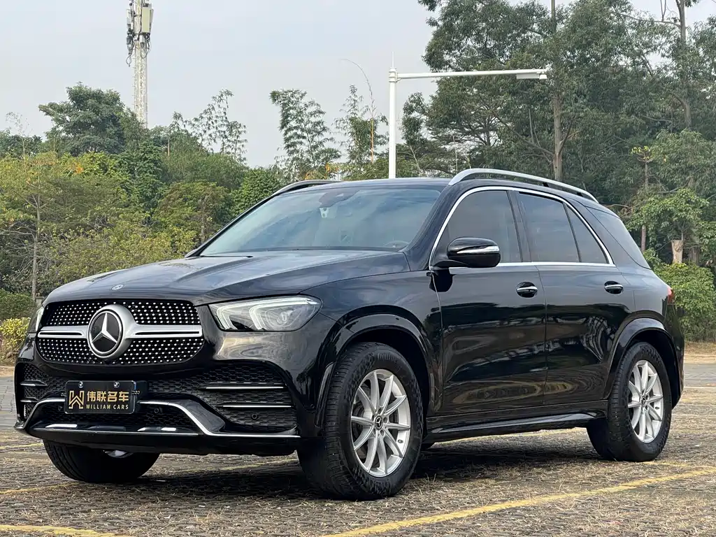 Mercedes-Benz GLE 2021 — фото 1