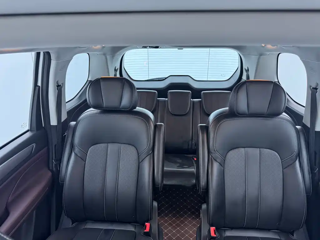 GAC Motor Trumpchi M6 2022 — фото 15