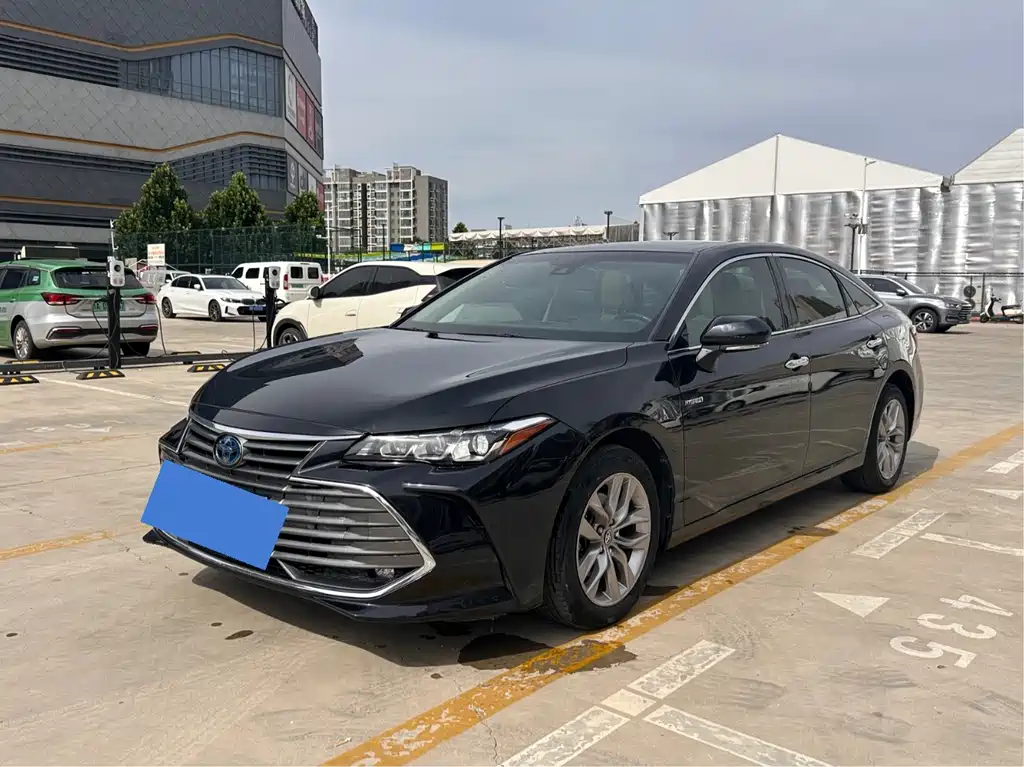 Toyota Avalon 2020 — фото 1