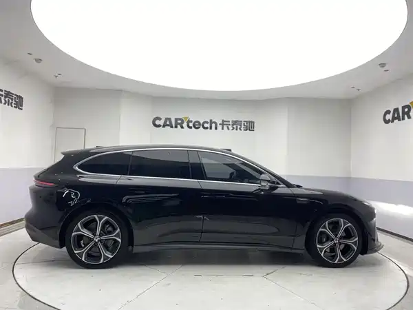 NIO ET5T 2024