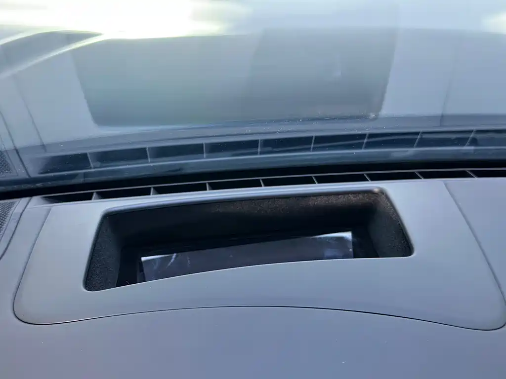 Porsche Cayenne 2023 — фото 19