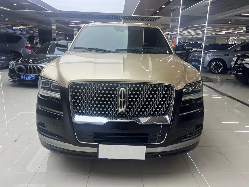 Lincoln Navigator 2022