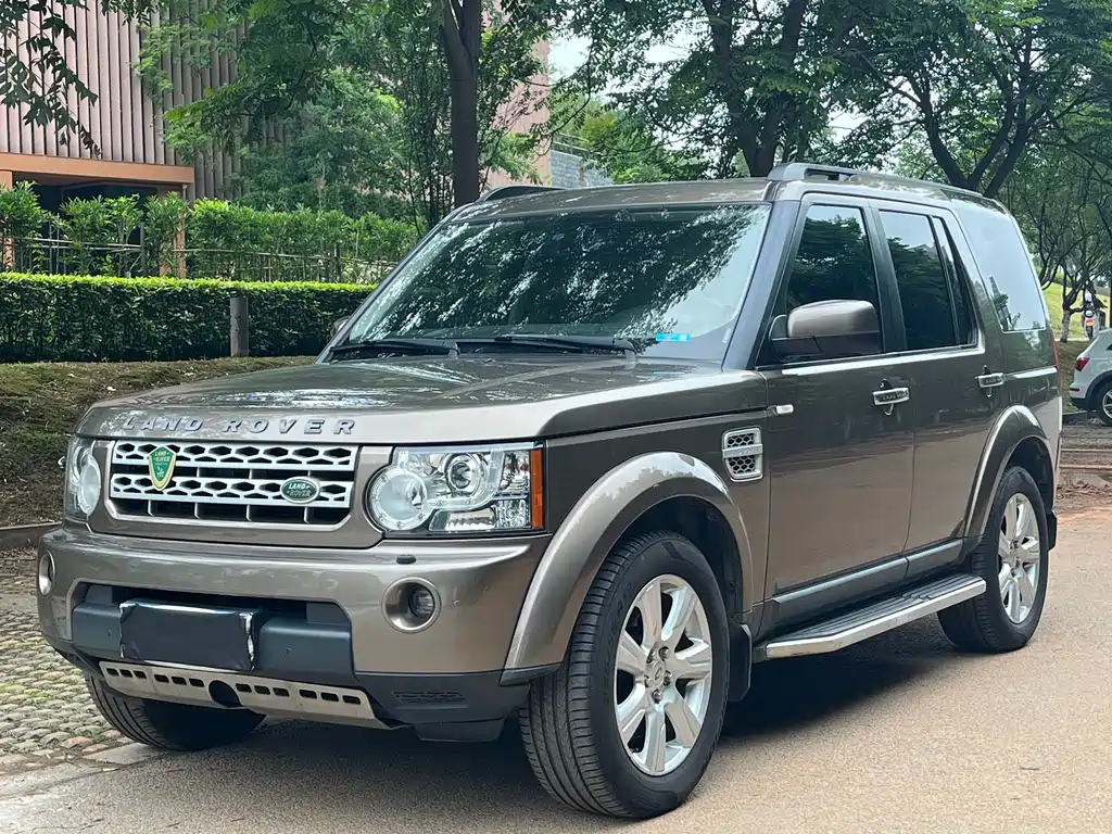 Land Rover Discovery 2013