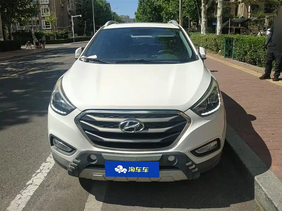 Hyundai ix35 2015 — фото 2
