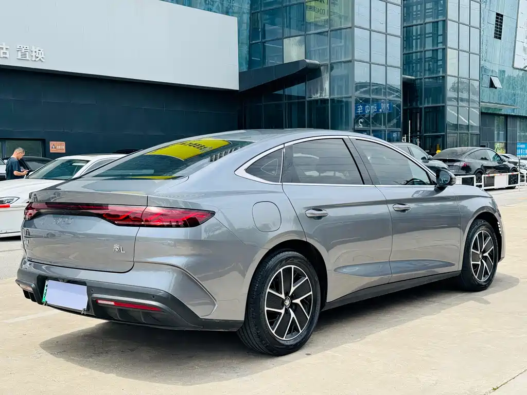 BYD Qin L 2025 — фото 14
