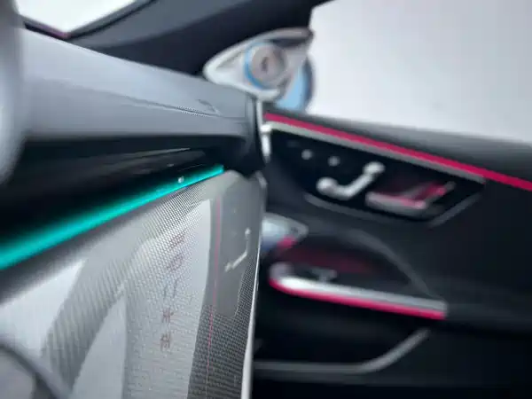 Mercedes-Benz C-Class 2024