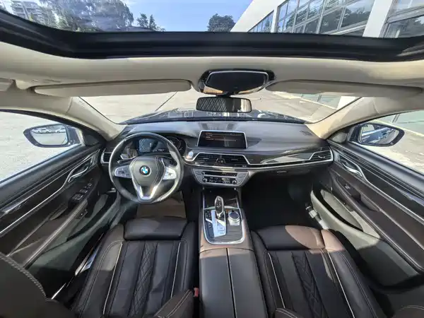 BMW 7 Series 2022