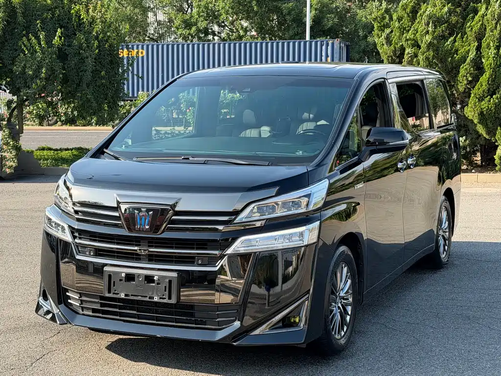 Toyota Vellfire 2021 — фото 2