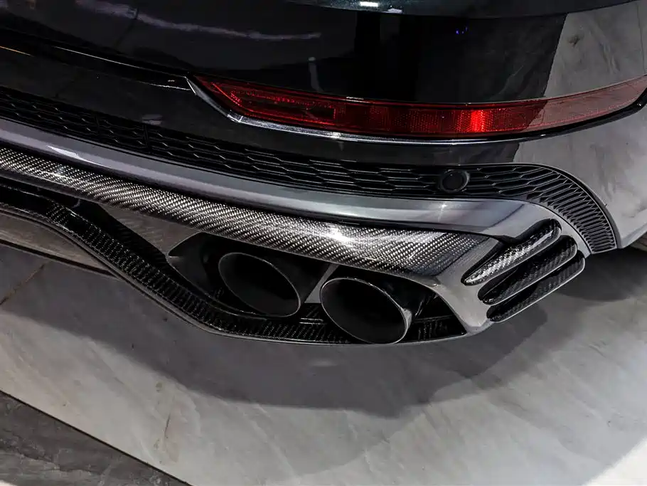 Audi Q8 2023 — фото 27
