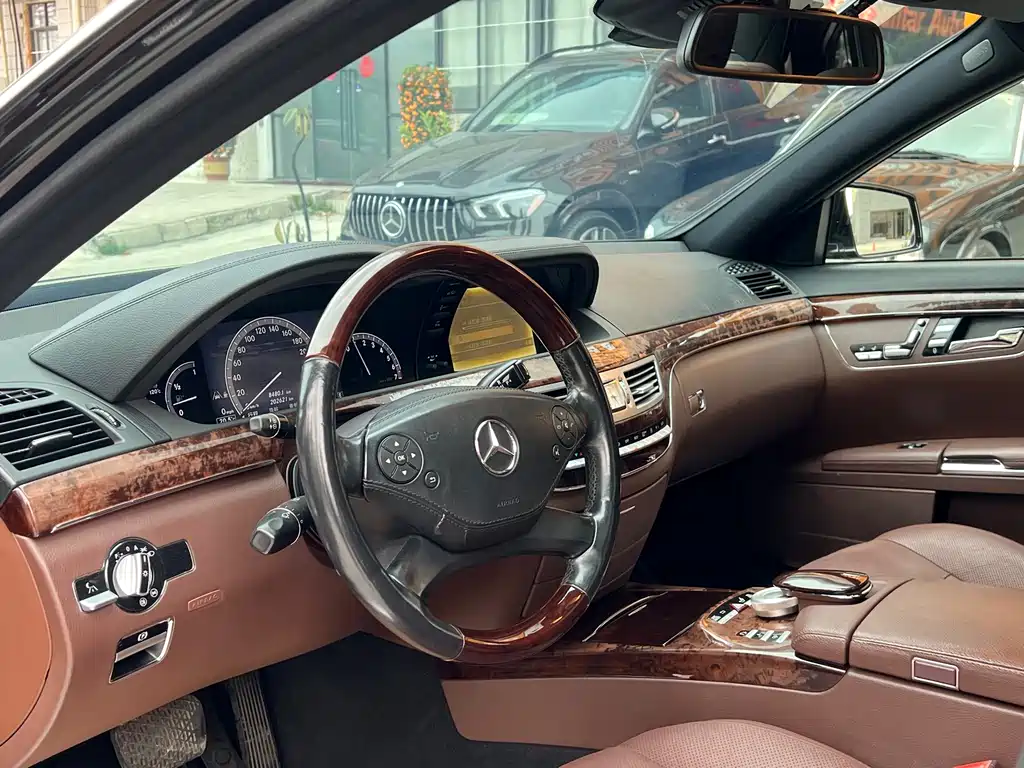 Mercedes-Benz S-Class 2011 — фото 17