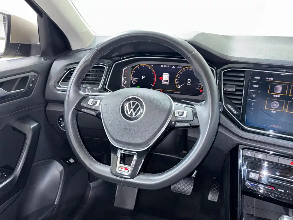 Volkswagen T-Roc 2022 — фото 13