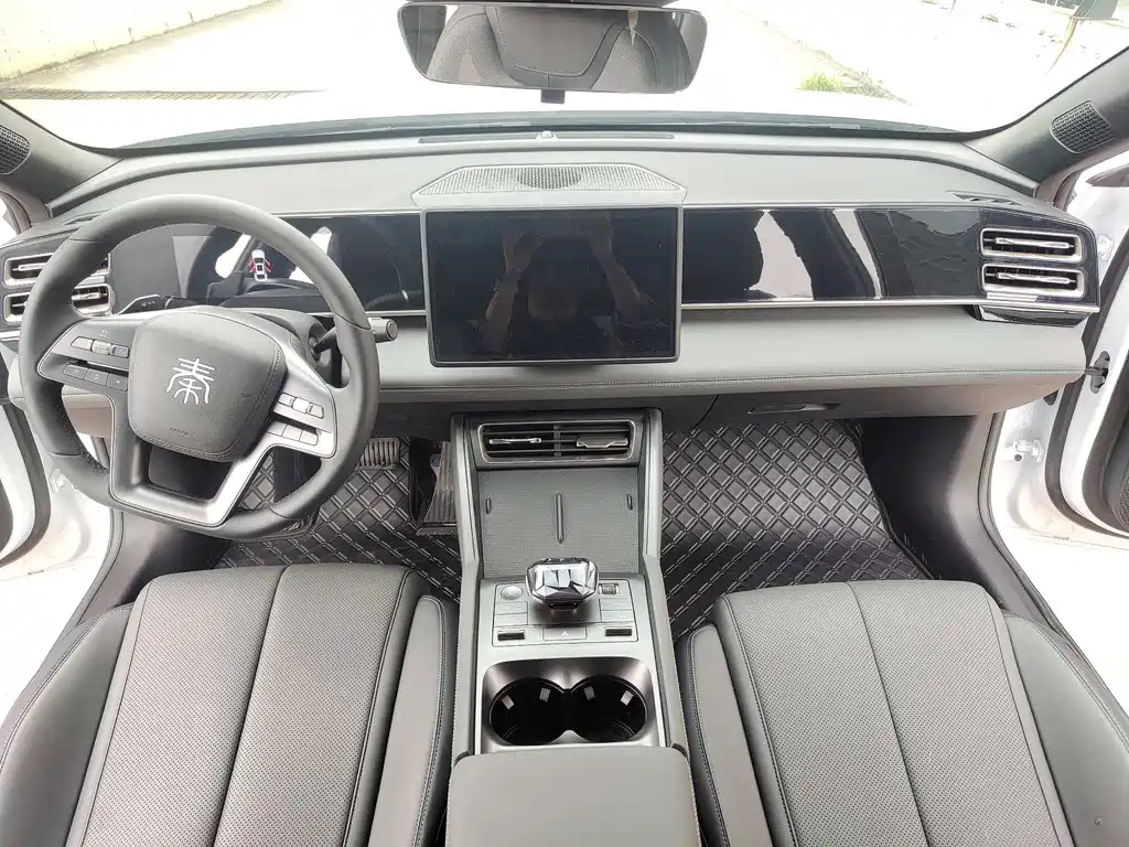 BYD Qin L 2025 — фото 10