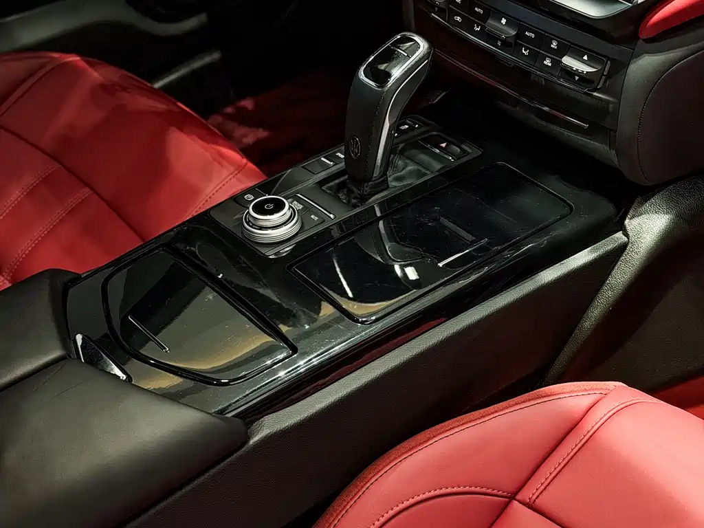 Maserati Ghibli 2023 — фото 20