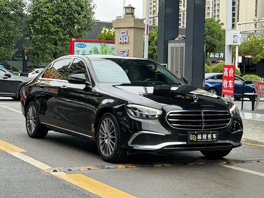 Mercedes-Benz E-Class 2021