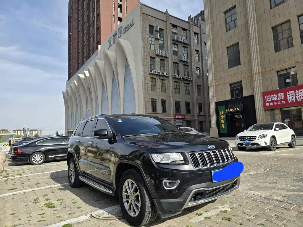 Jeep Grand Cherokee 2016