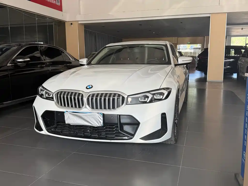BMW 3 Series 2023