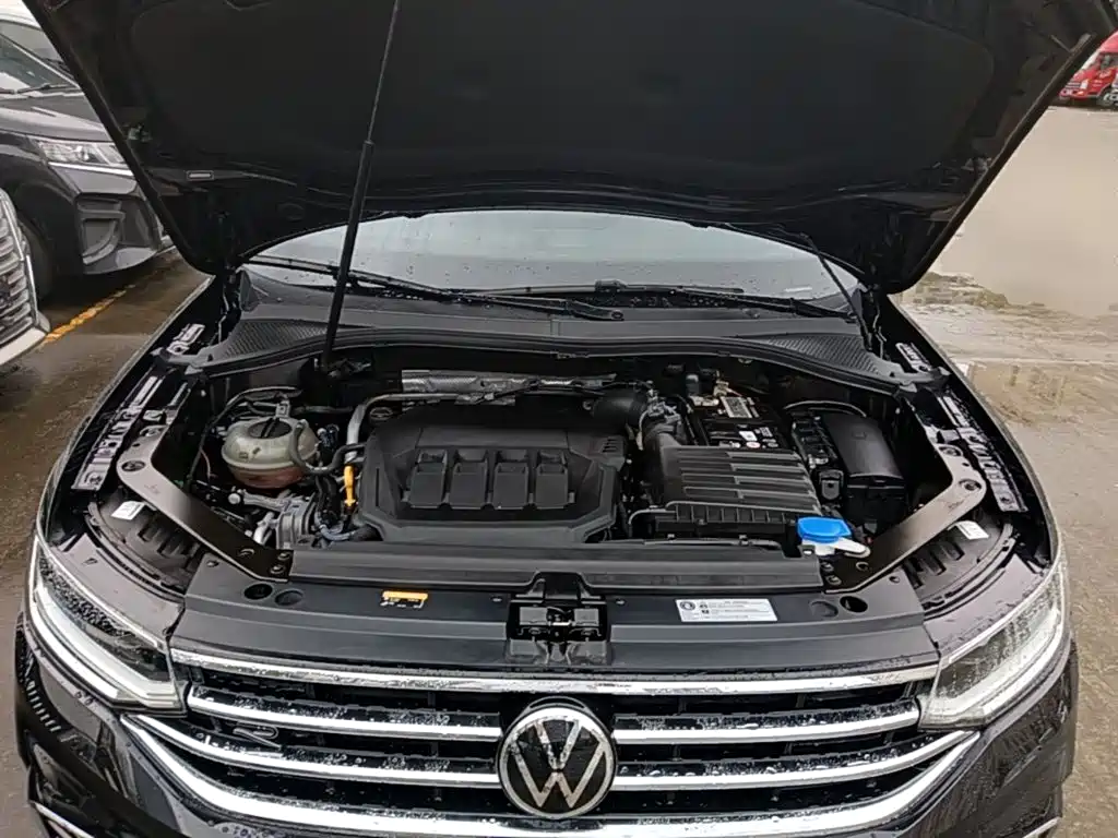 Volkswagen Tiguan L 2022 — фото 20