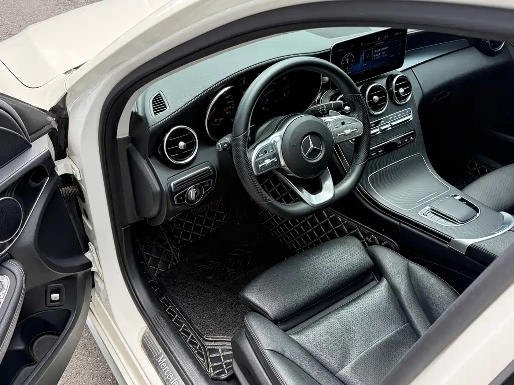 Mercedes-Benz C-Class 2020 — фото 4