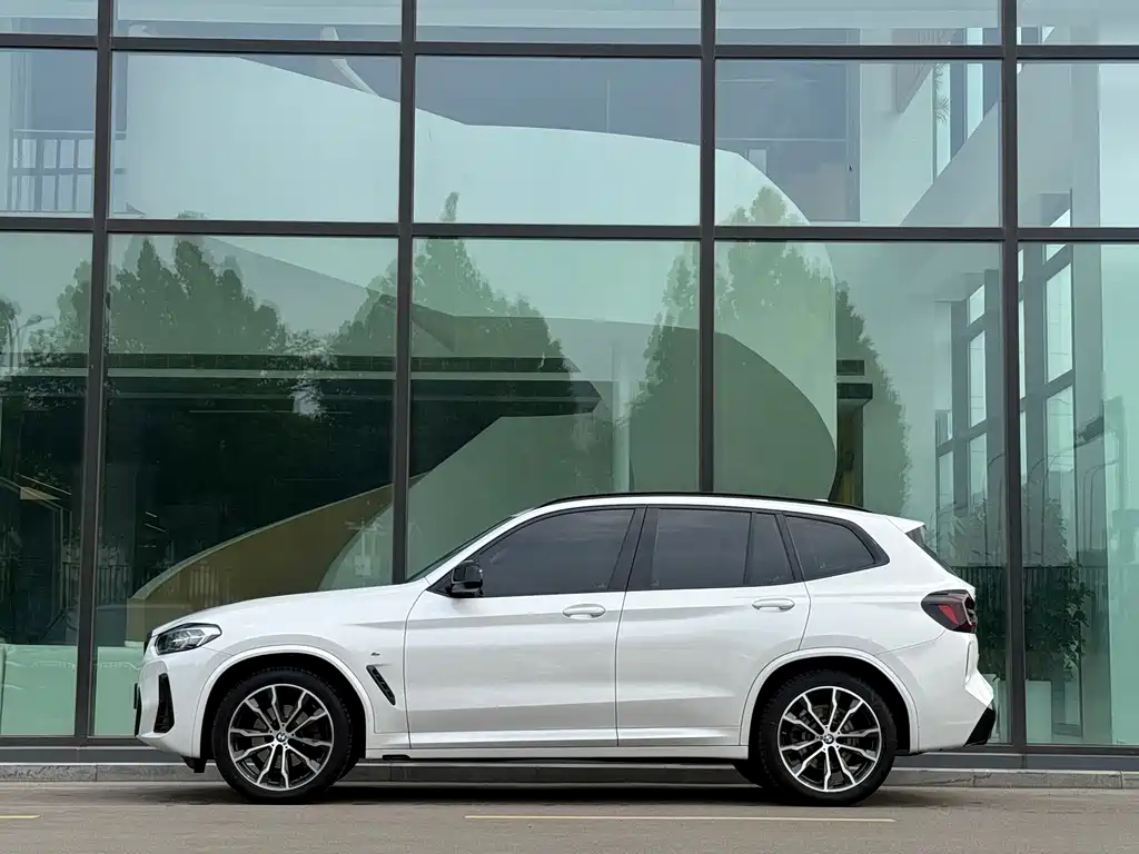 BMW X3 2021