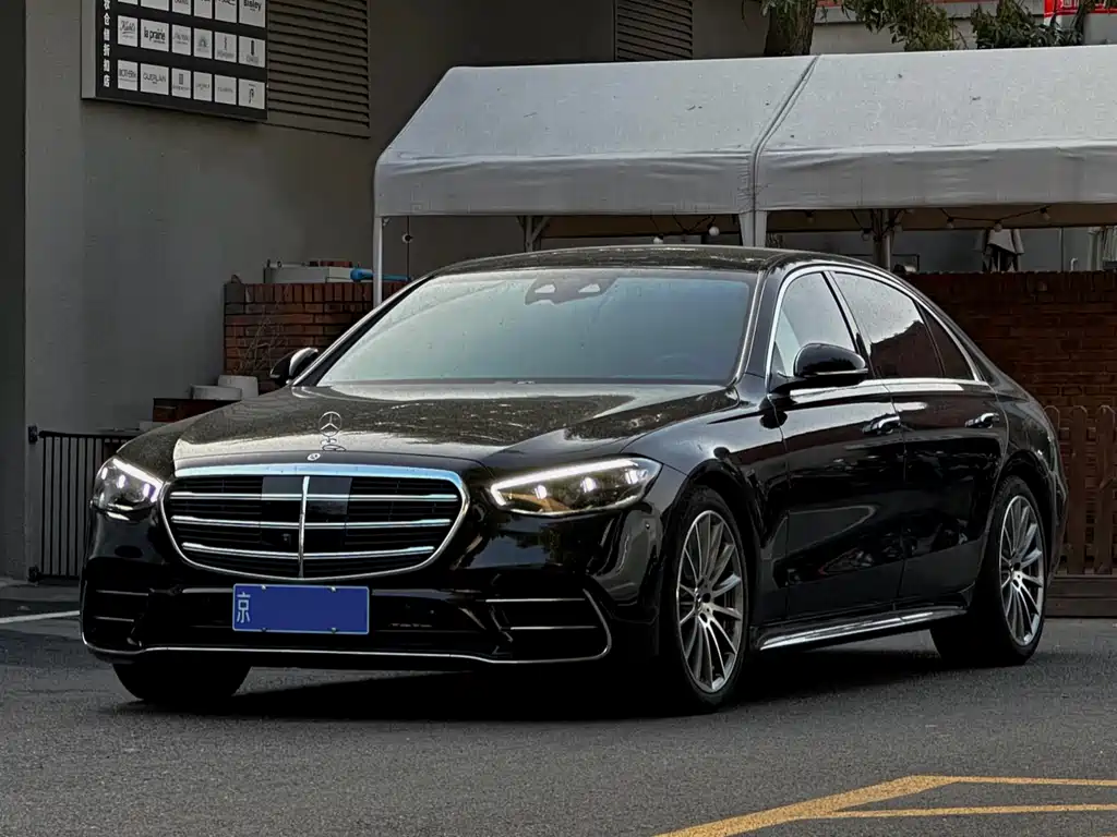 Mercedes-Benz S-Class 2023