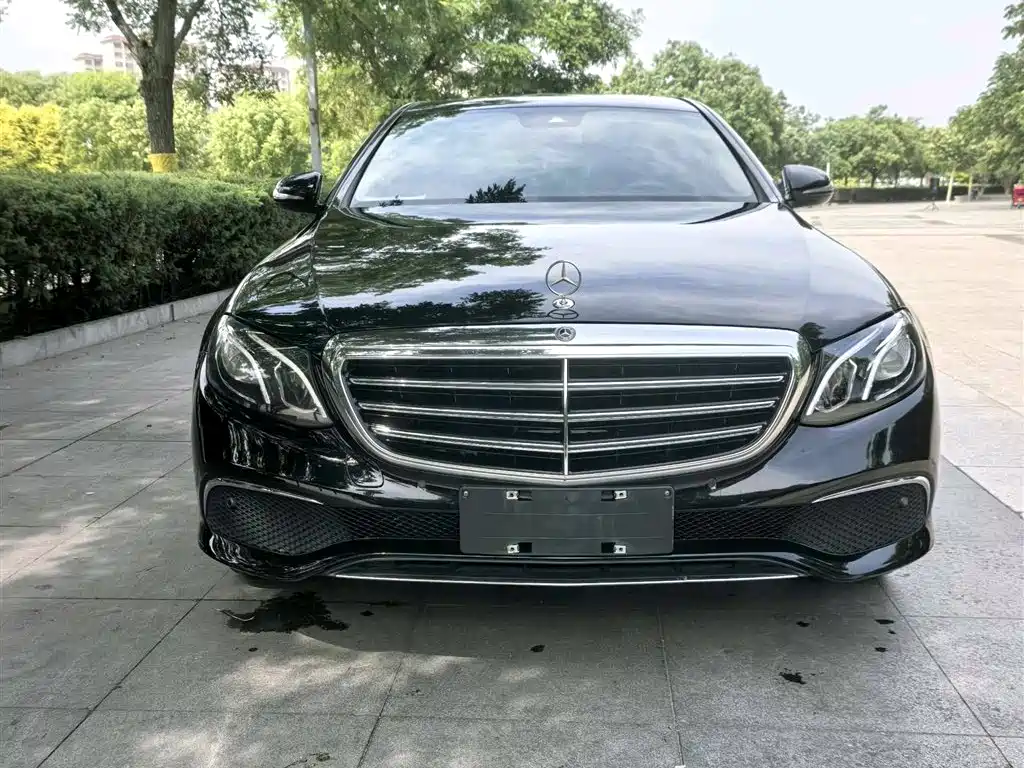 Mercedes-Benz E-Class 2016