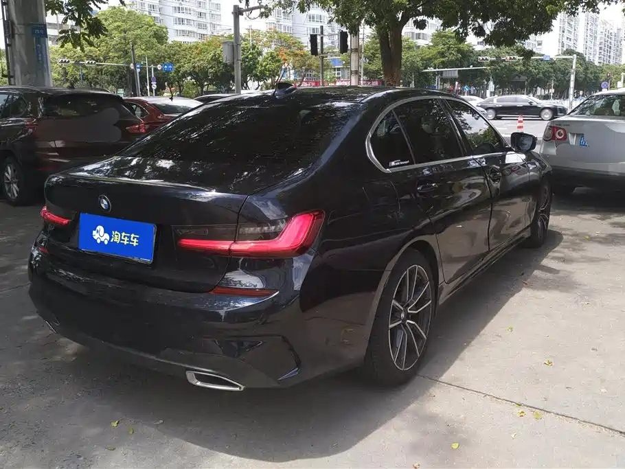 BMW 3 Series 2021