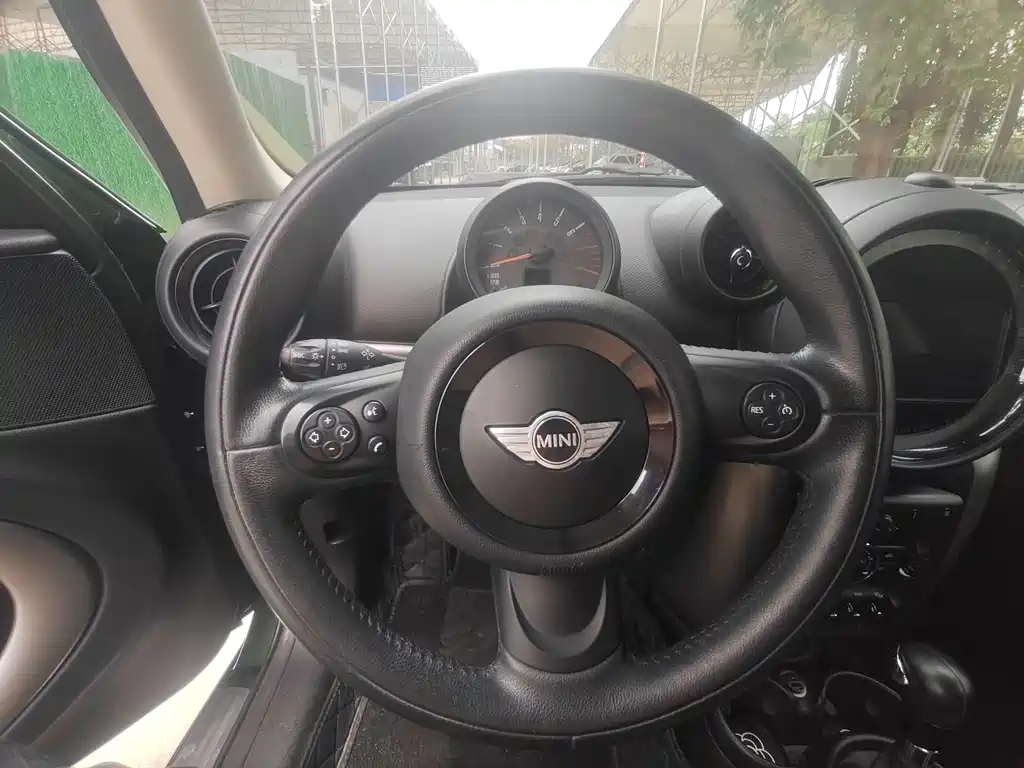 MINI Countryman 2014 — фото 11