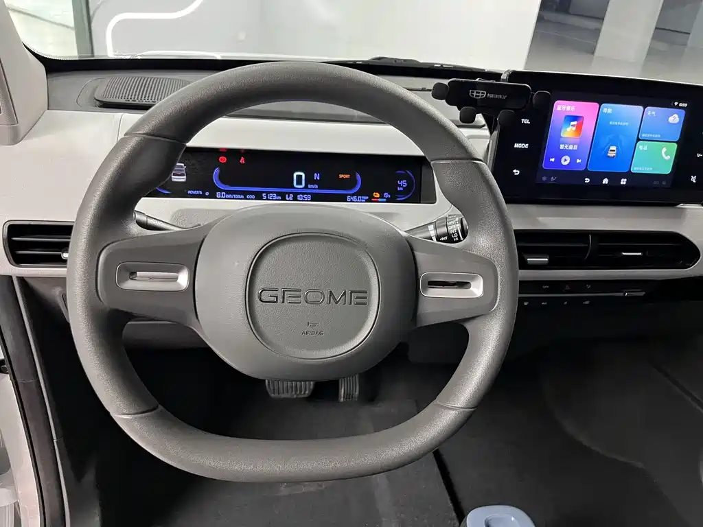 Geely Galaxy Panda 2023 — фото 15