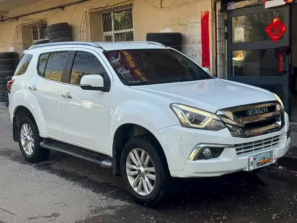 Isuzu mu-X 2022