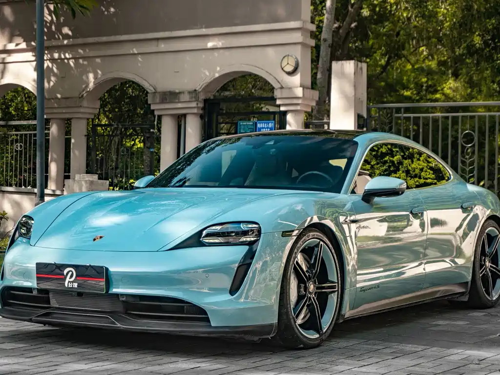 Porsche Taycan 2020