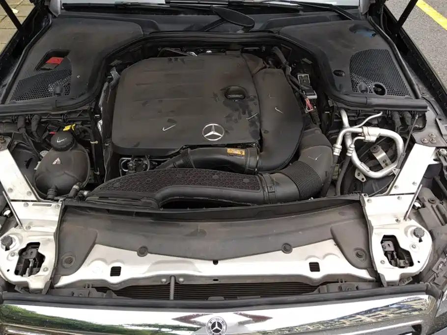 Mercedes-Benz E-Class 2020 — фото 10