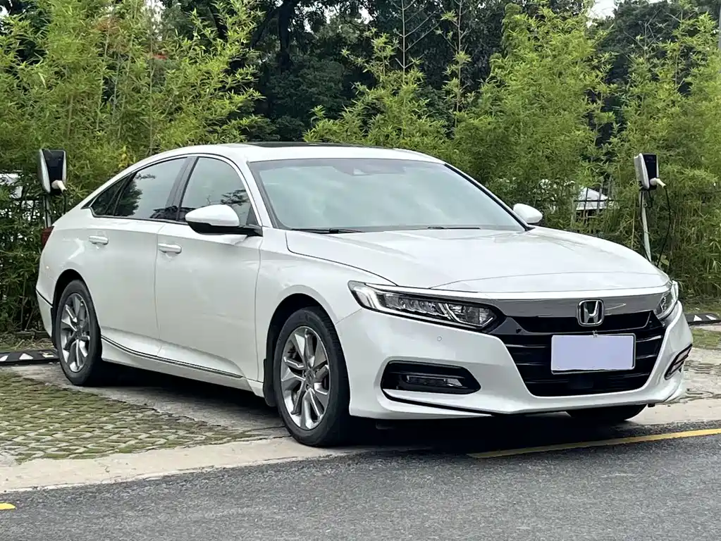 Honda Accord 2021 — фото 6