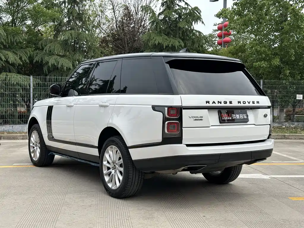 Land Rover Range Rover 2018 — фото 5