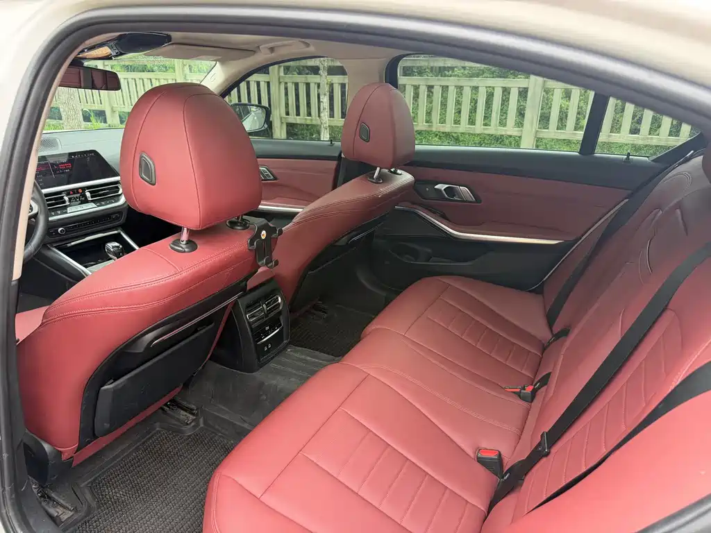 BMW 3 Series 2021